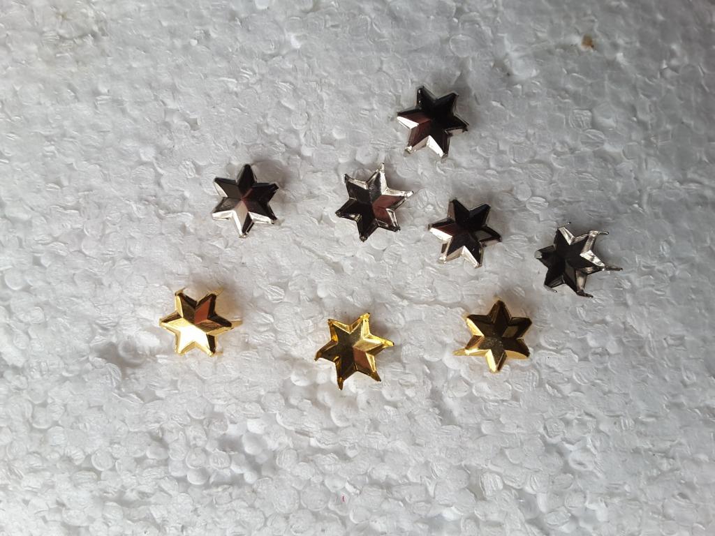 8 étoiles 10 mm décorative à fixer sur vêtement, sac ...., Enlèvement ou Envoi, Neuf