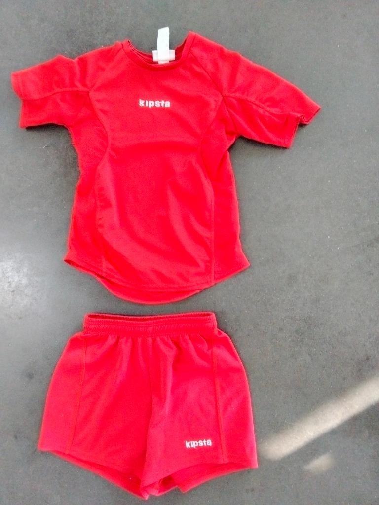 Set FOOT Kipsta Red Jersey en korte broek maat: 6 jaar, Overige typen, Ophalen of Verzenden, Zo goed als nieuw, Jongen