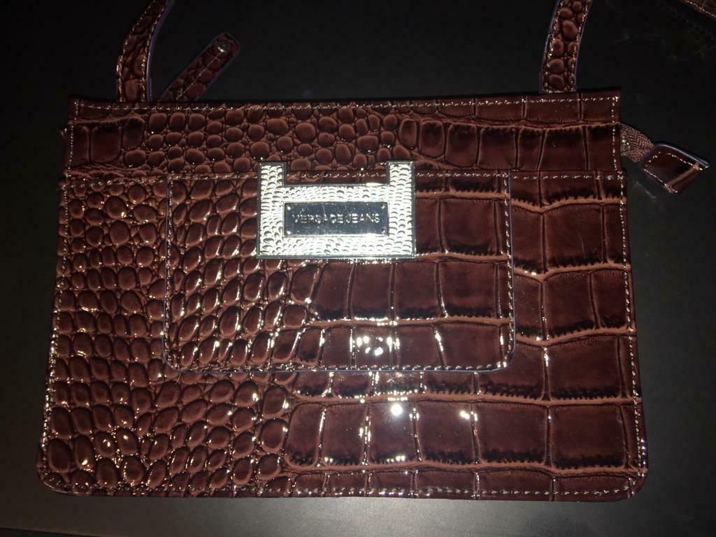 Handtas Versace  L: 23 Cm H: 16 Cm, Ophalen of Verzenden, Zo goed als nieuw, Handtas