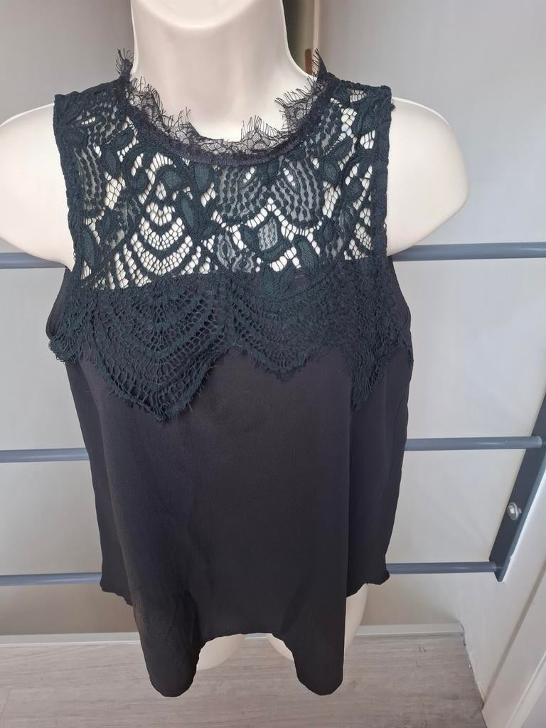 Nieuwe soepelvallende blouse met kant S M, Zwart, Nieuw, Ophalen of Verzenden, Viola moda