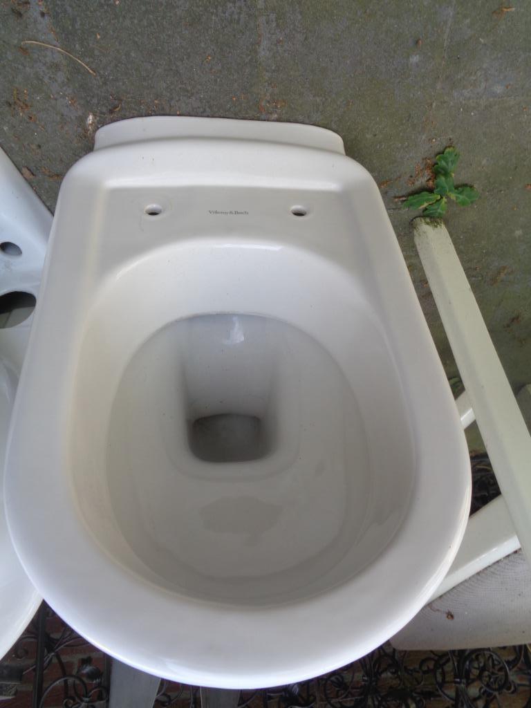 WC suspendu en porcelaine Villeroy et Bosch, Bricolage & Construction, Sanitaire, Enlèvement ou Envoi, Neuf, Pierre, Toilettes