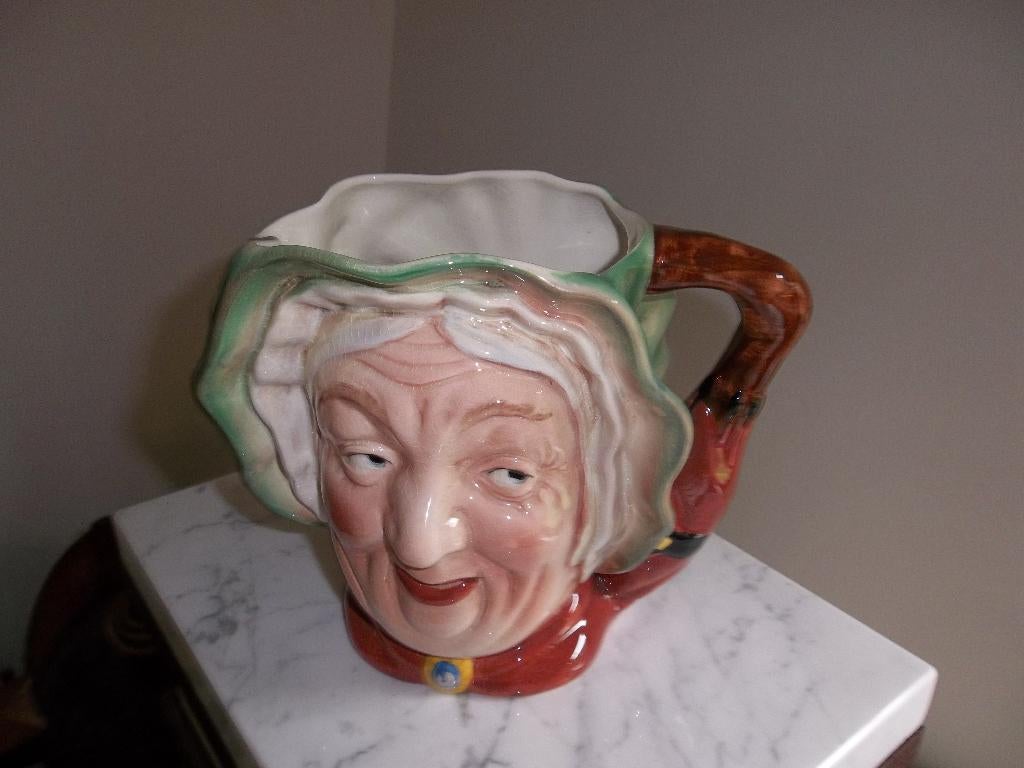Authentieke antieke Engelse Beswick-Sairey Gamp schenkkan ., Ophalen of Verzenden