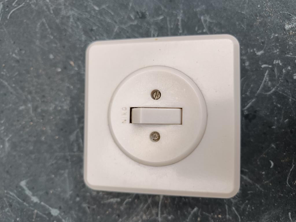 Set retro stopcontacten en schakelaars Niko, Doe-het-zelf en Bouw, Ophalen of Verzenden, Gebruikt, Schakelaar