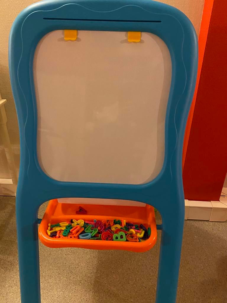 Kinder Schrijfbord met krijt magneet en papier, Ophalen, Zo goed als nieuw