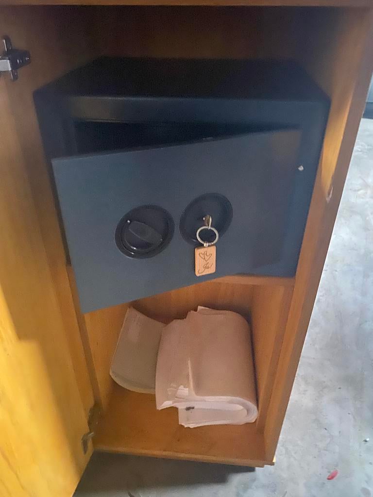 Kast met kluis heel zwaar, Enlèvement, Comme neuf