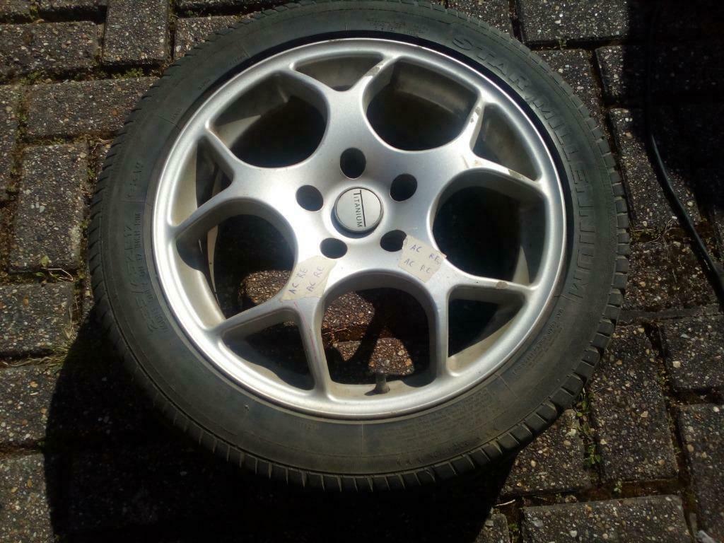 4 aluminium velgen Titanium 17 inch, Auto-onderdelen, Ophalen, Gebruikt, Banden en Velgen, 17 inch