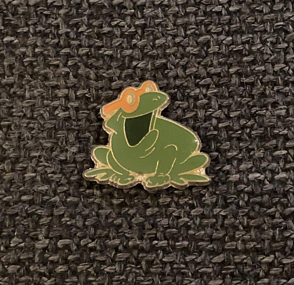 PIN - KIKKER - FROG - GRENOUILLE, Envoi, Utilisé, Animal et Nature, Insigne ou Pin's