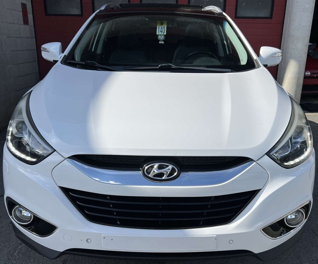 Hyundai ix35 1.6i 2WD Executive +CAR-PASS +CAMÉRA +NAVI +PA, Auto's, Gebruikt, 4 cilinders, Wit, Leder