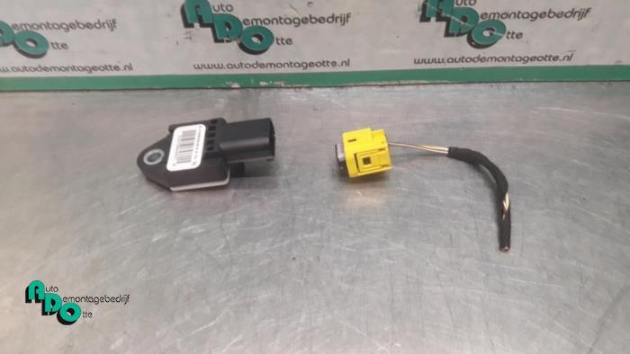 Airbag Sensor van een Mercedes A-Klasse (A-Klasse 04-), Gebruikt, -, Ophalen of Verzenden, -