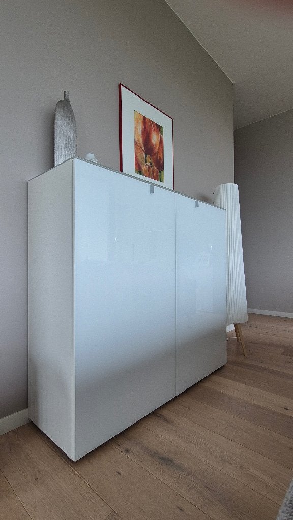 Volledige eetkamer, Ophalen, Zo goed als nieuw, Strak & Modern