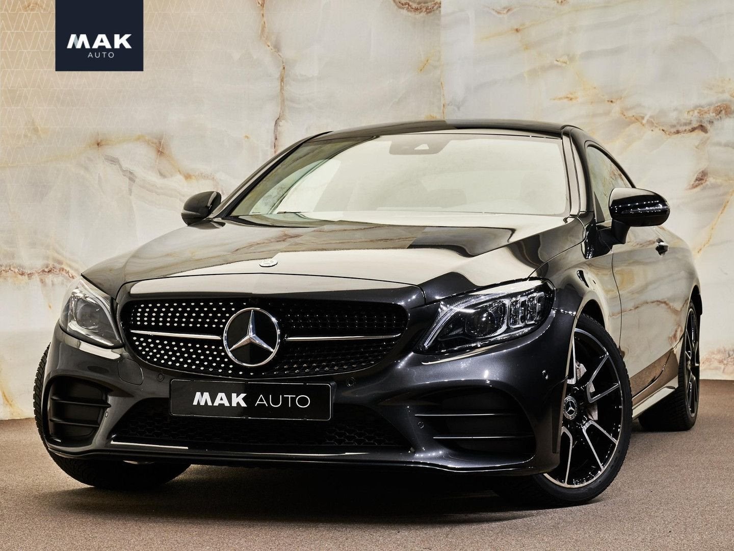 Mercedes-Benz C 300 Coupé AMG Line , NL-auto, pano, Burmeste, Argent ou Gris, Achat, 174 g/km, Entreprise
