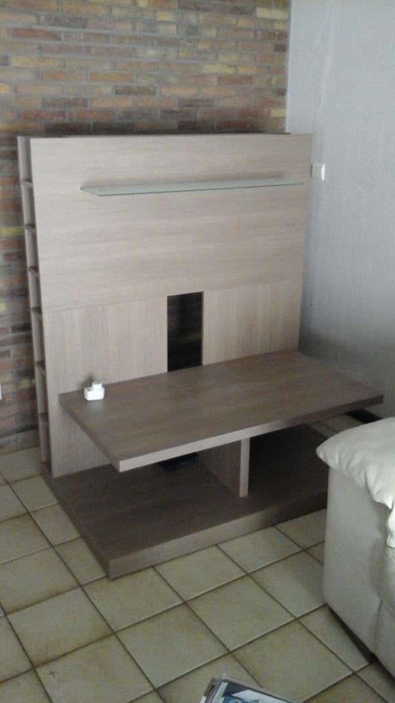 Tv meubel, Ophalen