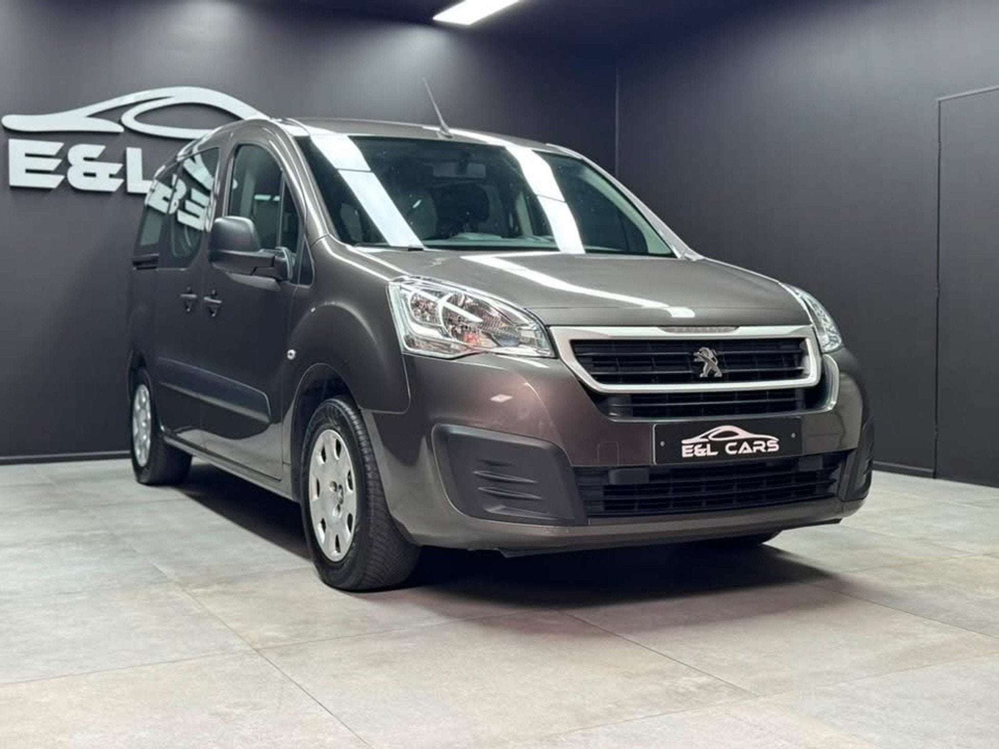 Peugeot Partner Partner Tepee 1.6 BlueHDi *12 mois de garant, Auto's, https://public.car-pass.be/vhr/31b0f432-1b5c-40d3-a164-6a8451119b7b