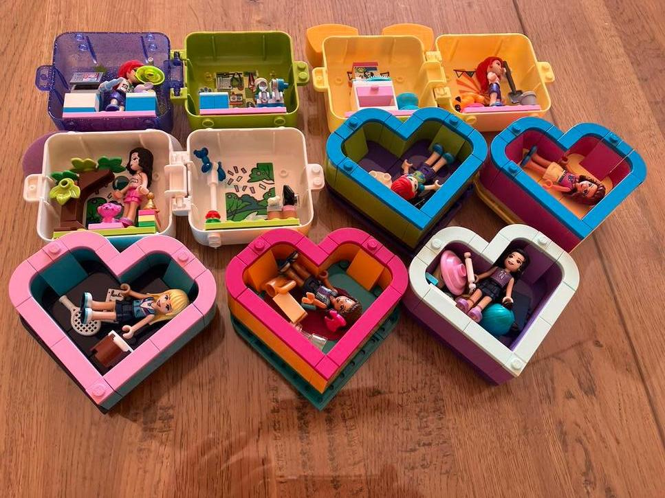 Lego petit personnage en boites de cœur., Enlèvement, Comme neuf, Lego