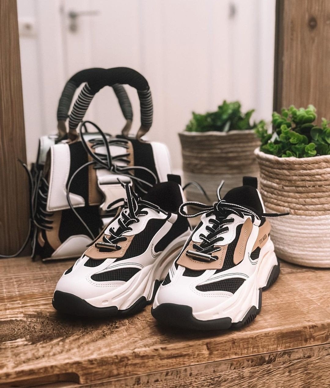 Sneakers Steve Madden maat 38, Kleding | Dames, Schoenen, Wit, Steve Madden, Ophalen of Verzenden, Zo goed als nieuw