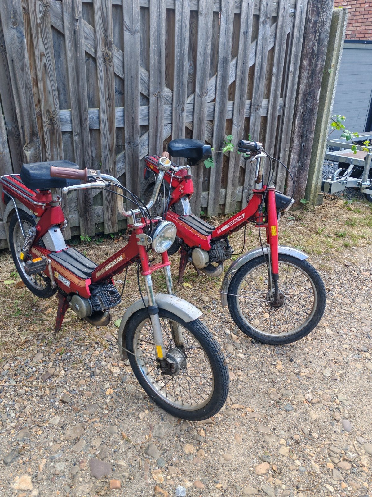 2x Motobecane 7 special, Fietsen en Brommers, Brommers | Oldtimers, Klasse A (25 km/u), 49 cc, 1 versnellingen, Ophalen