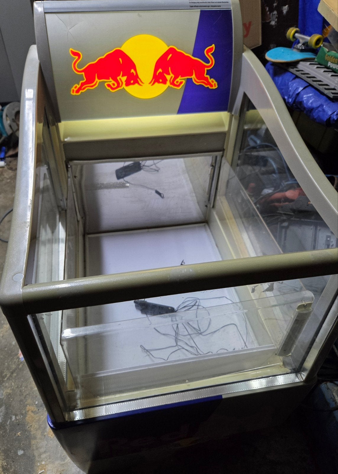 redbull frigo met verlichting, Ophalen