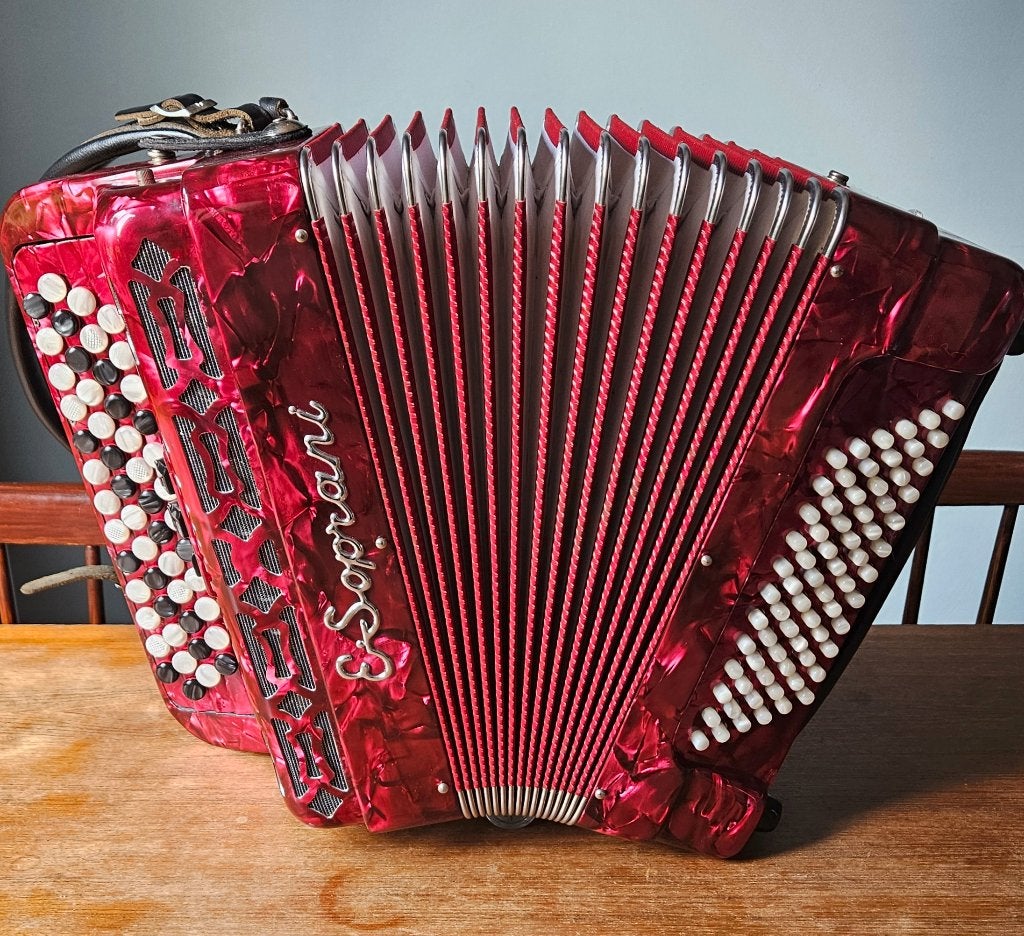 Accordeon E.Soprani do3 - 72 bas met garantie, Overige merken, 72-bas, Met koffer, Ophalen of Verzenden