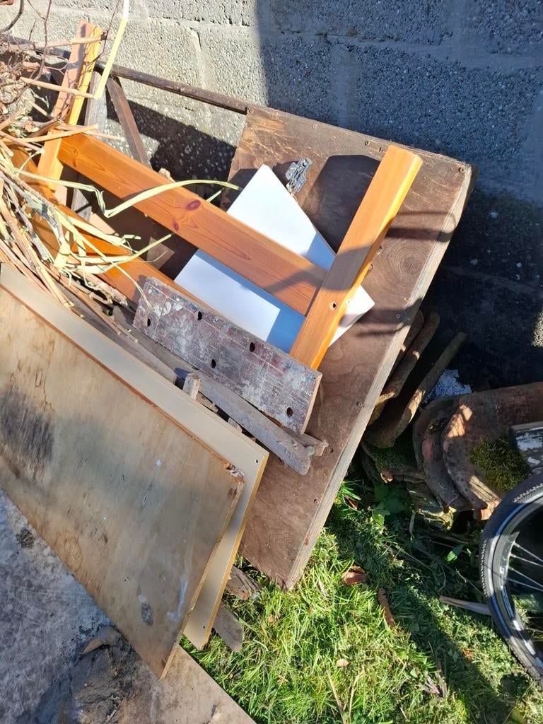 Gratis brandhout te laakdal, Tuin en Terras, Brandhout, Ophalen