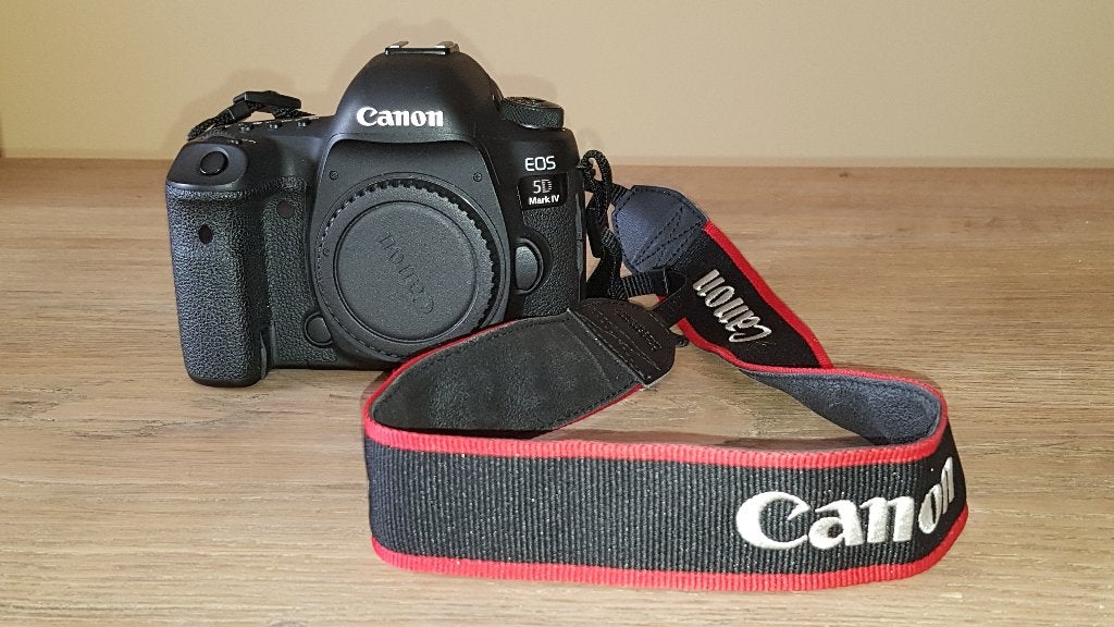 CANON 5D IV Canon Log + CANON EF 24-105mm f/4L IS II USM, TV, Hi-fi & Vidéo, Appareils photo numériques, GPS, Sans zoom optique