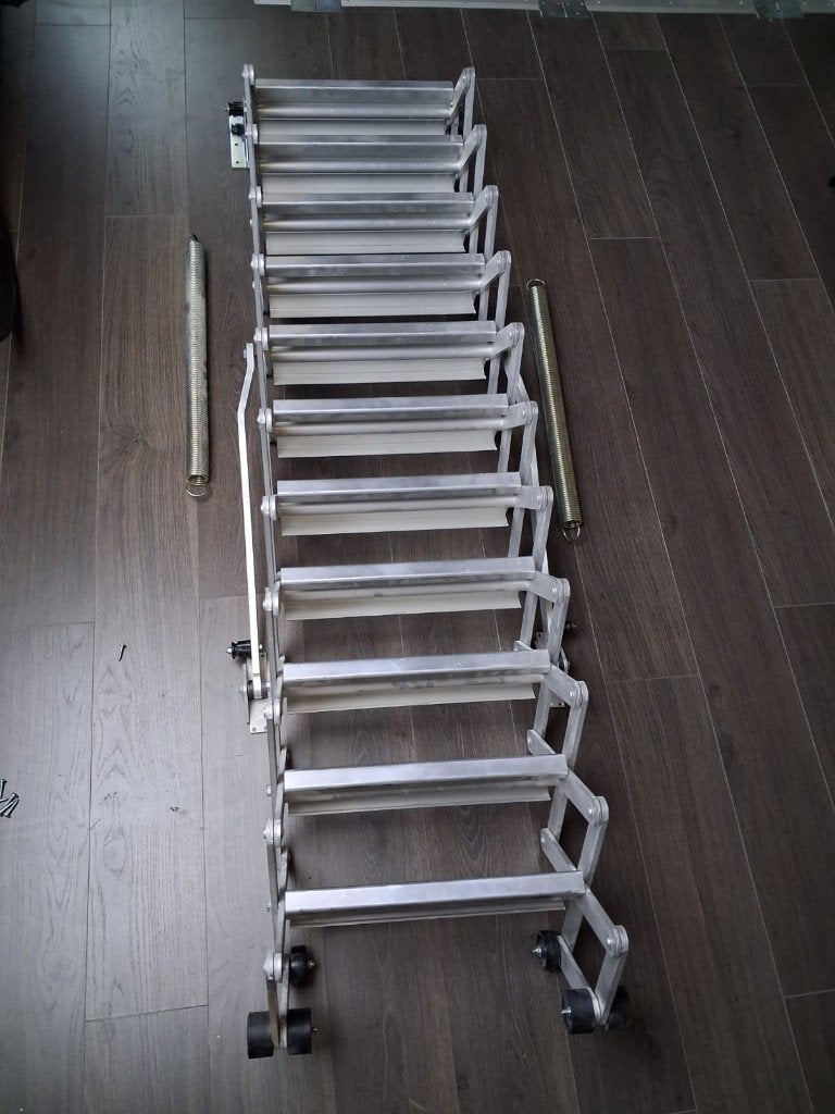 Zoldertrap / plooitrap, Doe-het-zelf en Bouw, Ladders en Trappen, Ophalen, Gebruikt, Trap, Opvouwbaar of Inschuifbaar
