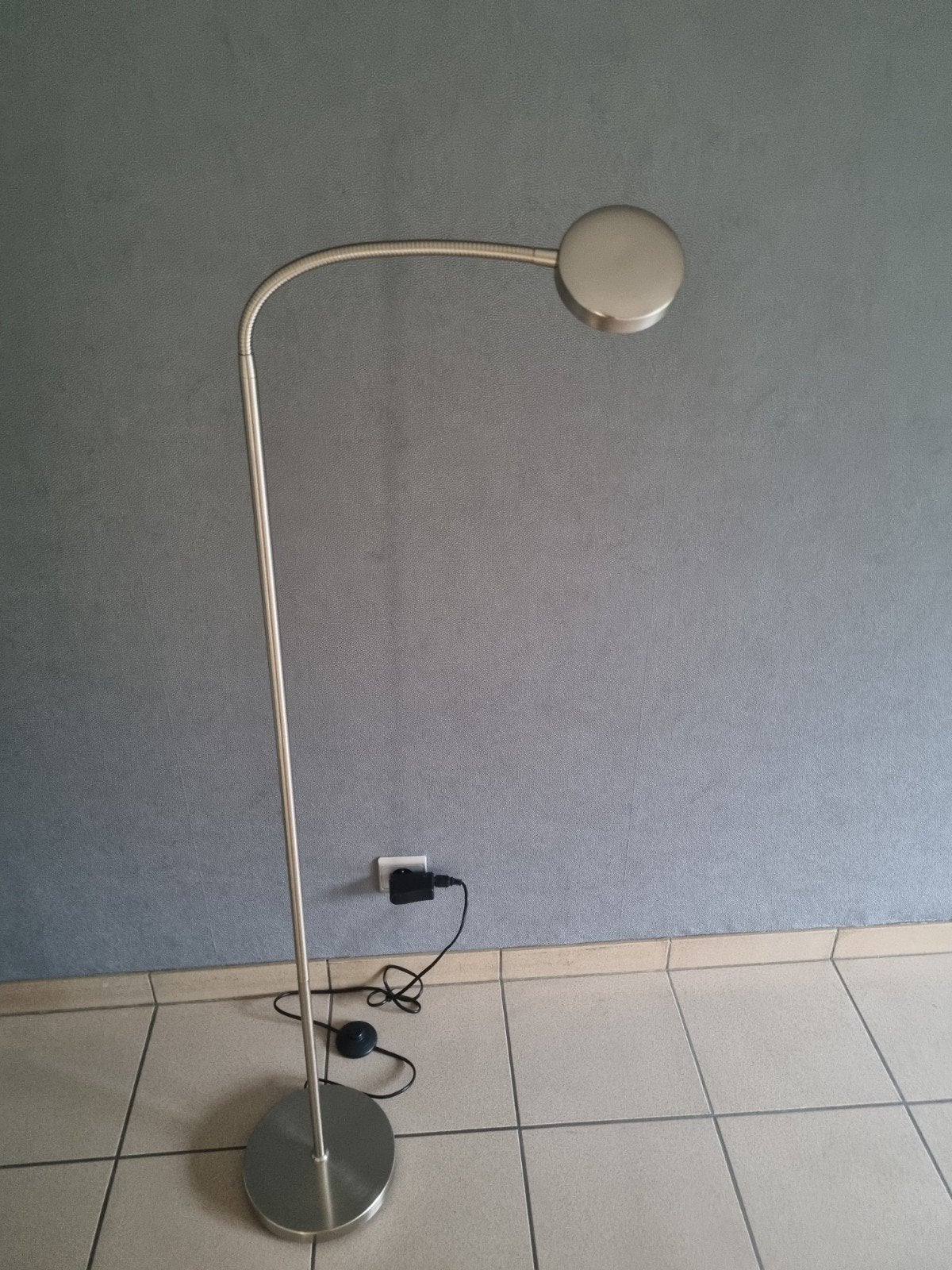 Lampe LED sur pied, Maison & Meubles, Design, Comme neuf, Enlèvement, 100 à 150 cm