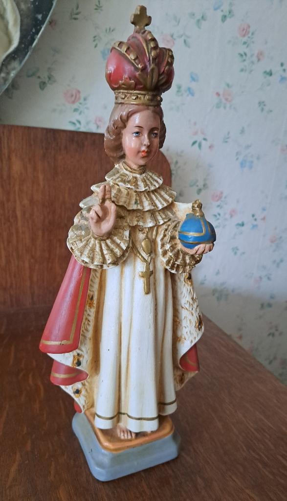 Kindje Jezus van Praag Beschermheilige., Ophalen