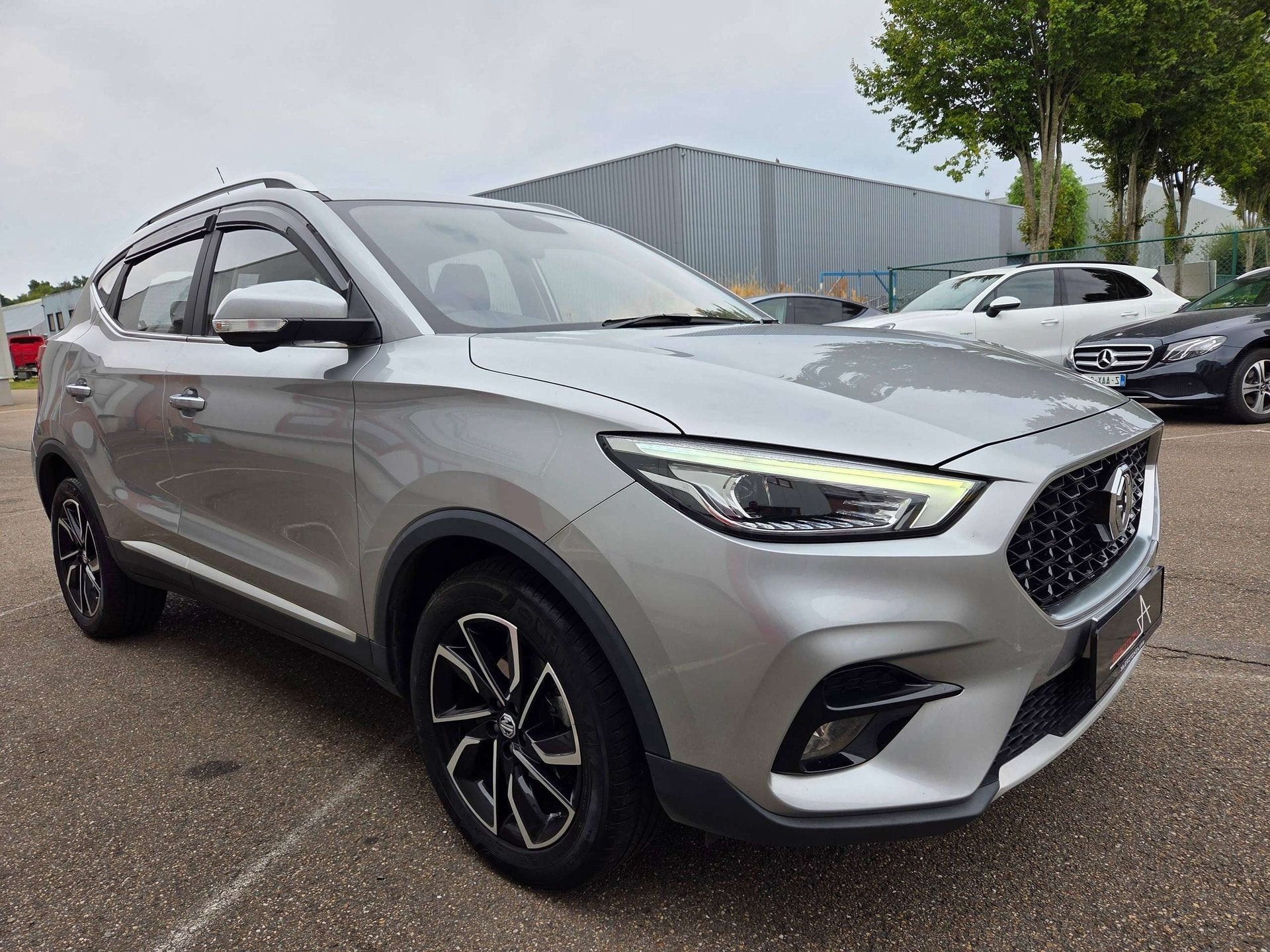 MG ZS 1.0 T-GDi Luxury Keyless/Leder/Camera/Carplay, Autos, MG, Argent ou Gris, Entreprise, ZS, Entretenue par le concessionnaire
