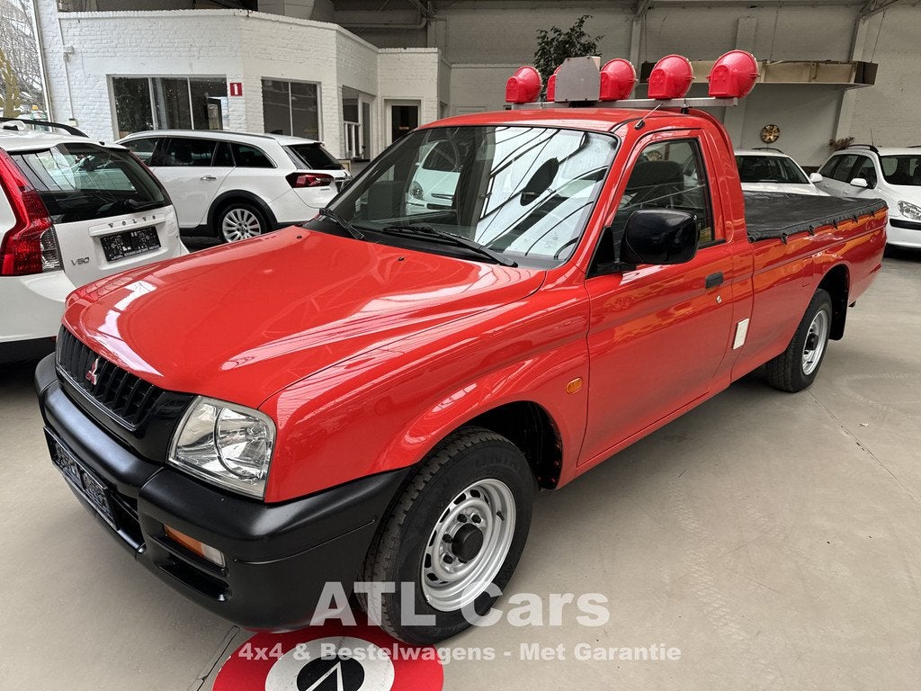 Mitsubishi L200 51.000km | 1ste Eig. | Ex Overheid | Trekhaa, Rouge, Achat, 2500 cm³, Entreprise