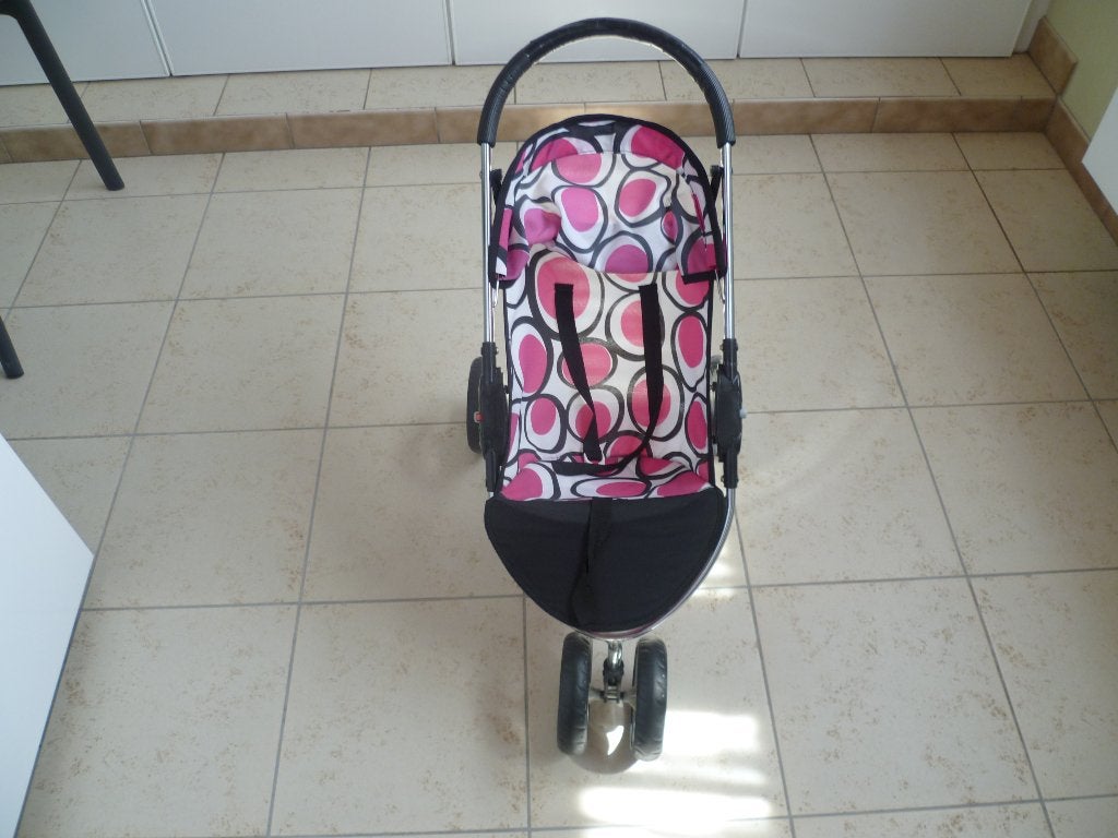 Poppenbuggy, pop, potje en badje, Enlèvement, Utilisé