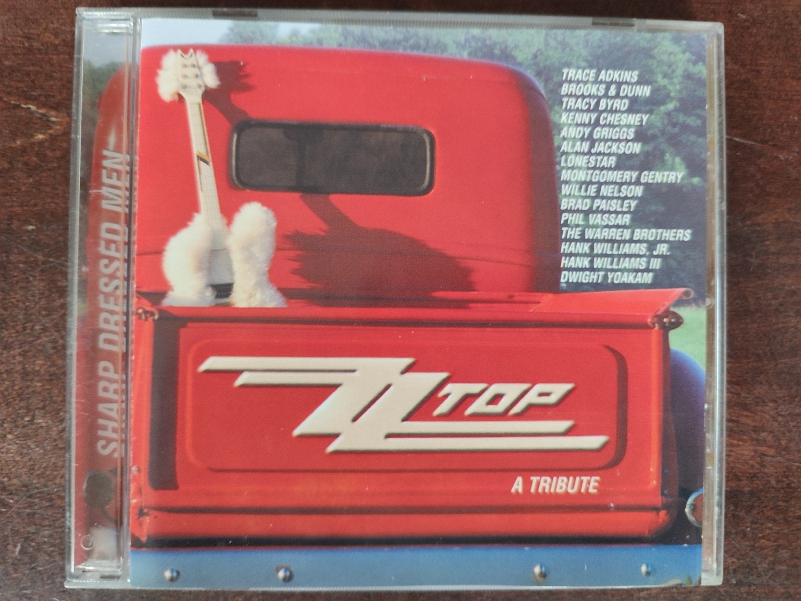 CD : ZZ TOP - SHARP DRESSED MEN : UN HOMMAGE À ZZ TOP, Enlèvement ou Envoi
