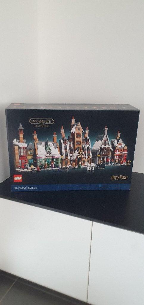 Lego 76457 Harry Potter Het dorp Zweinsveld – Verzameleditie, Kinderen en Baby's, Lego, Ophalen of Verzenden, Complete set, Ongeopend/sealed