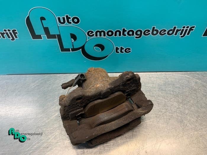 Etrier de frein (pince) avant gauche d'un Fiat Punto Grande, -, 3 mois de garantie, Utilisé, Fiat