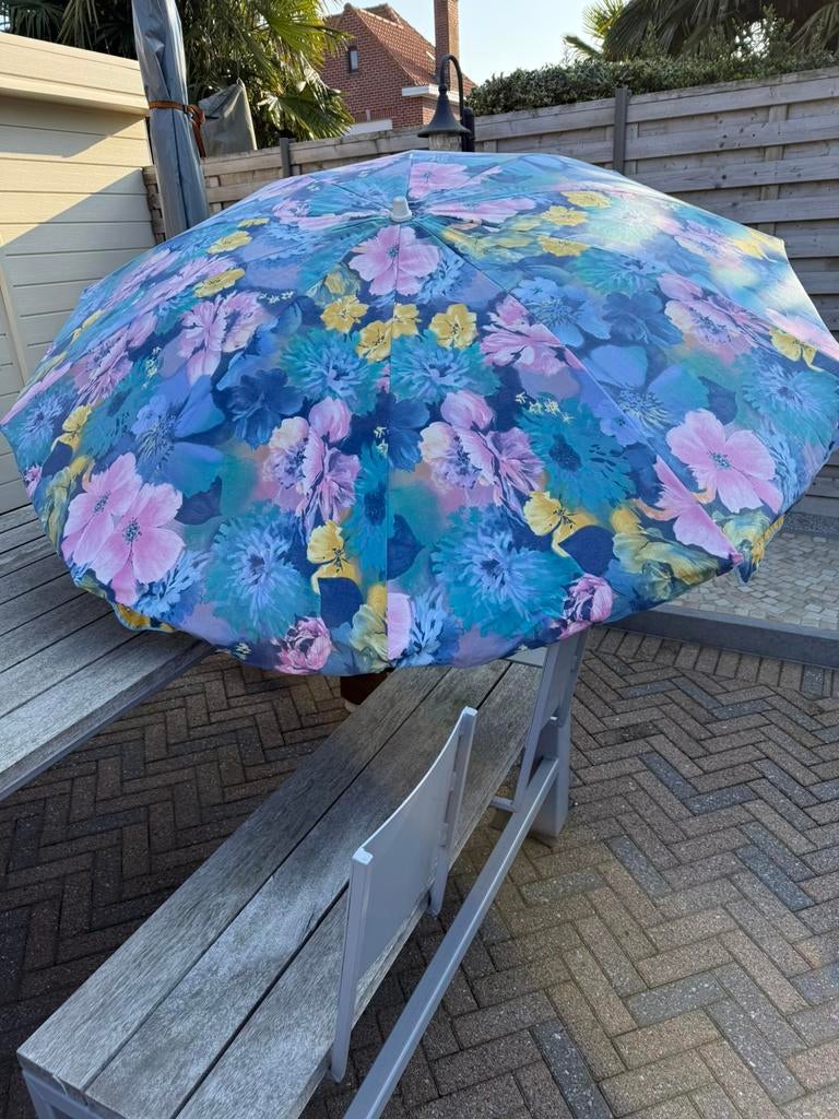 Tuintafel met stoelen, Ophalen, Gebruikt, Ovaal, Kunststof