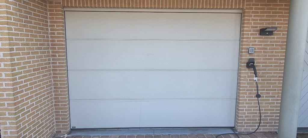 Hörmann garagepoort panelen LPU 42 - L profilering, Doe-het-zelf en Bouw, Ophalen, Gebruikt, Overige materialen, 20 tot 50 mm