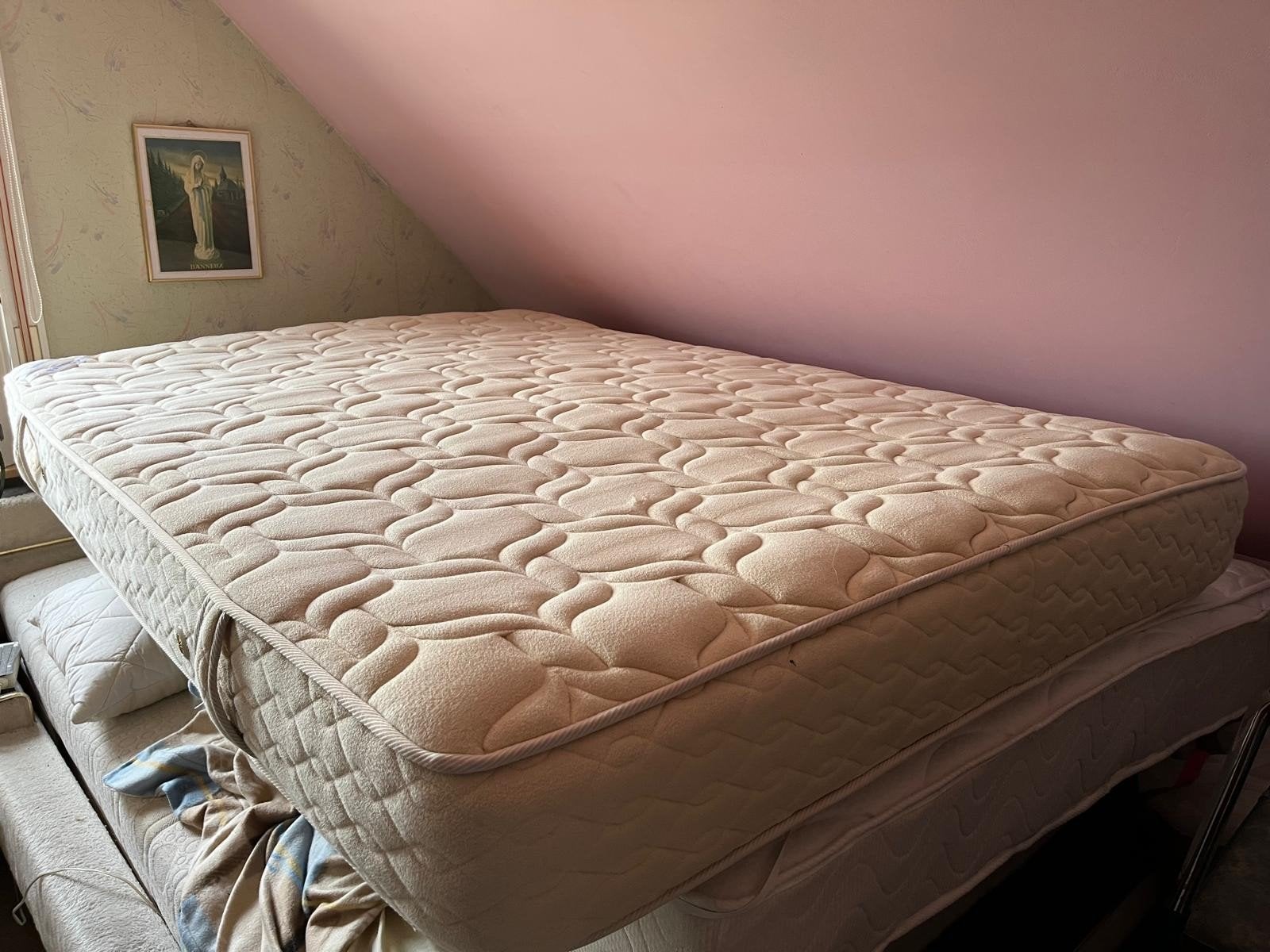 matelas 2 personnes, Maison & Meubles, Chambre à coucher | Matelas & Sommiers, Enlèvement, Comme neuf, Matelas