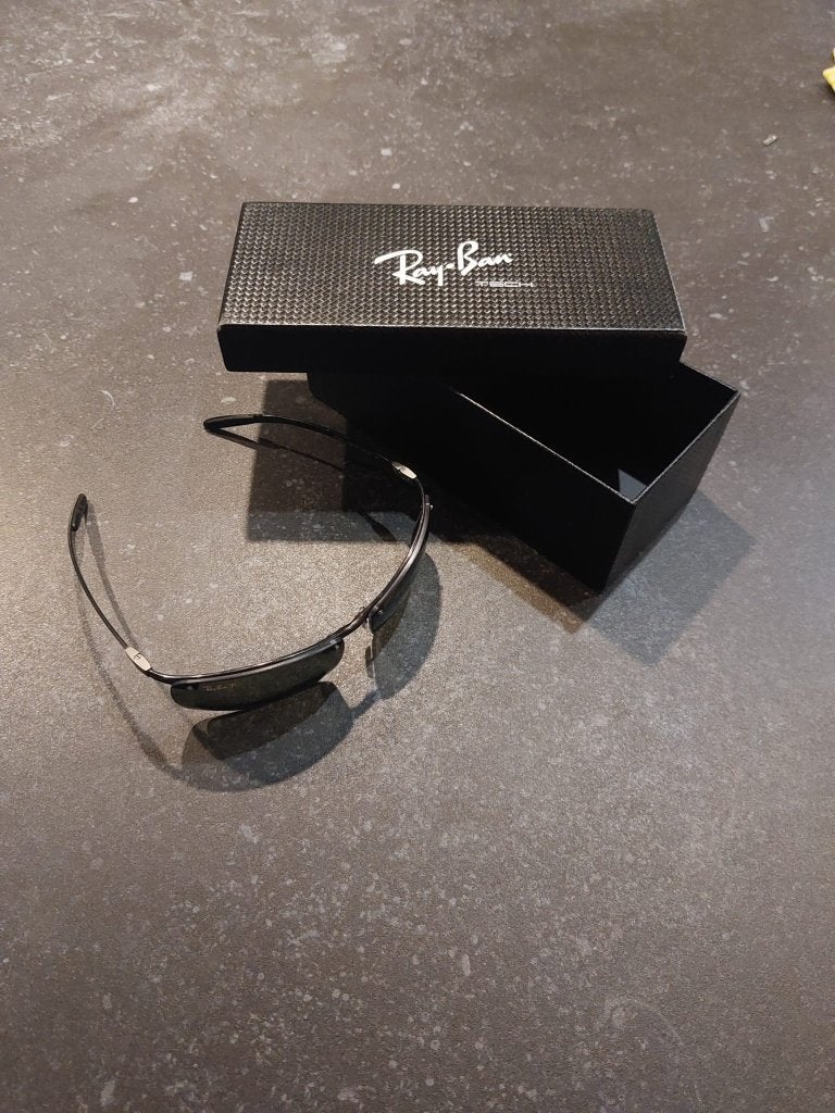 Ray-Ban gepolariseerde zonnebril, Ophalen, Gebruikt, Zonnebril, Zwart