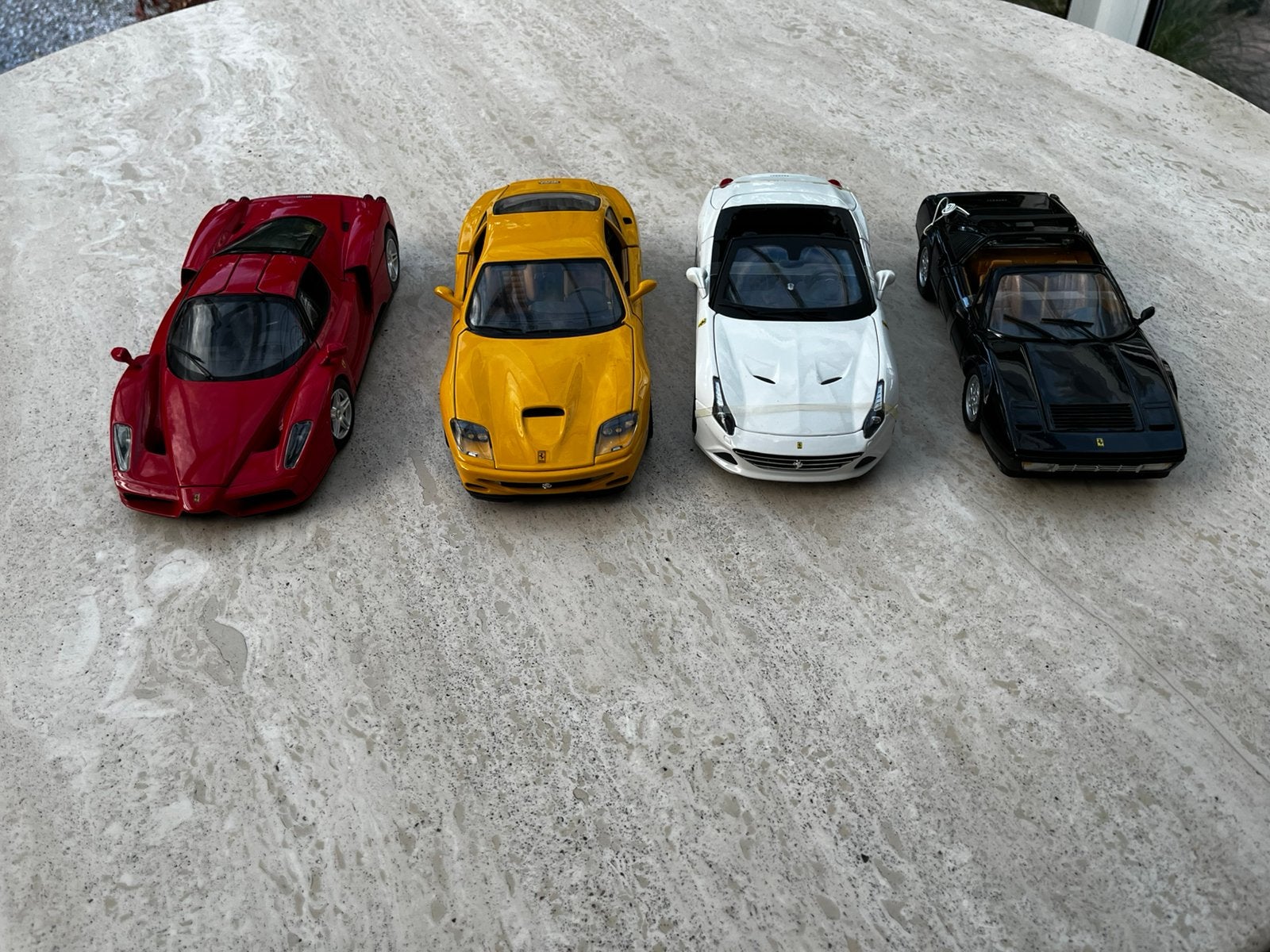 Ferrari’s, Ophalen, Zo goed als nieuw