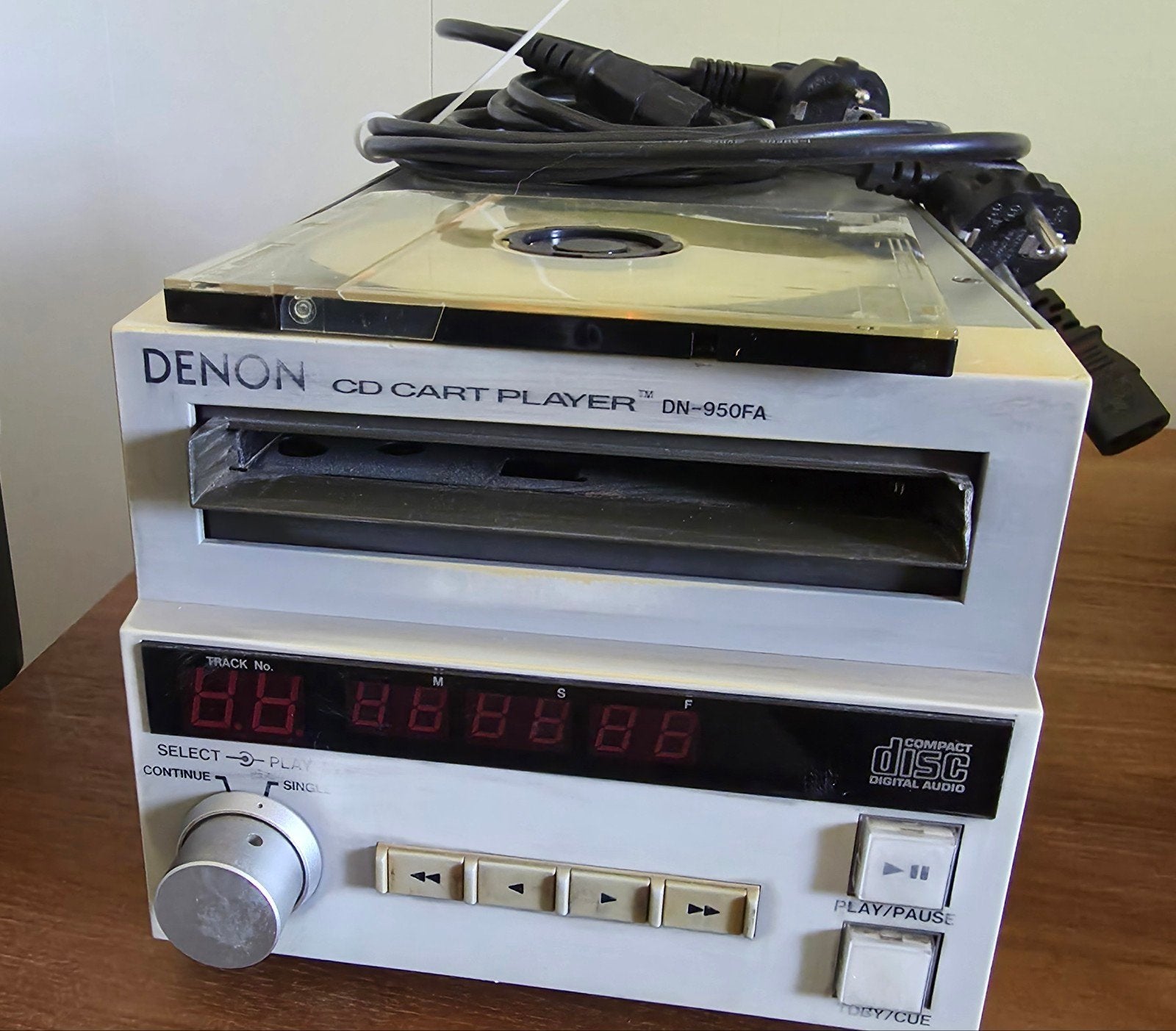 Denon DN-950 FA, Ophalen