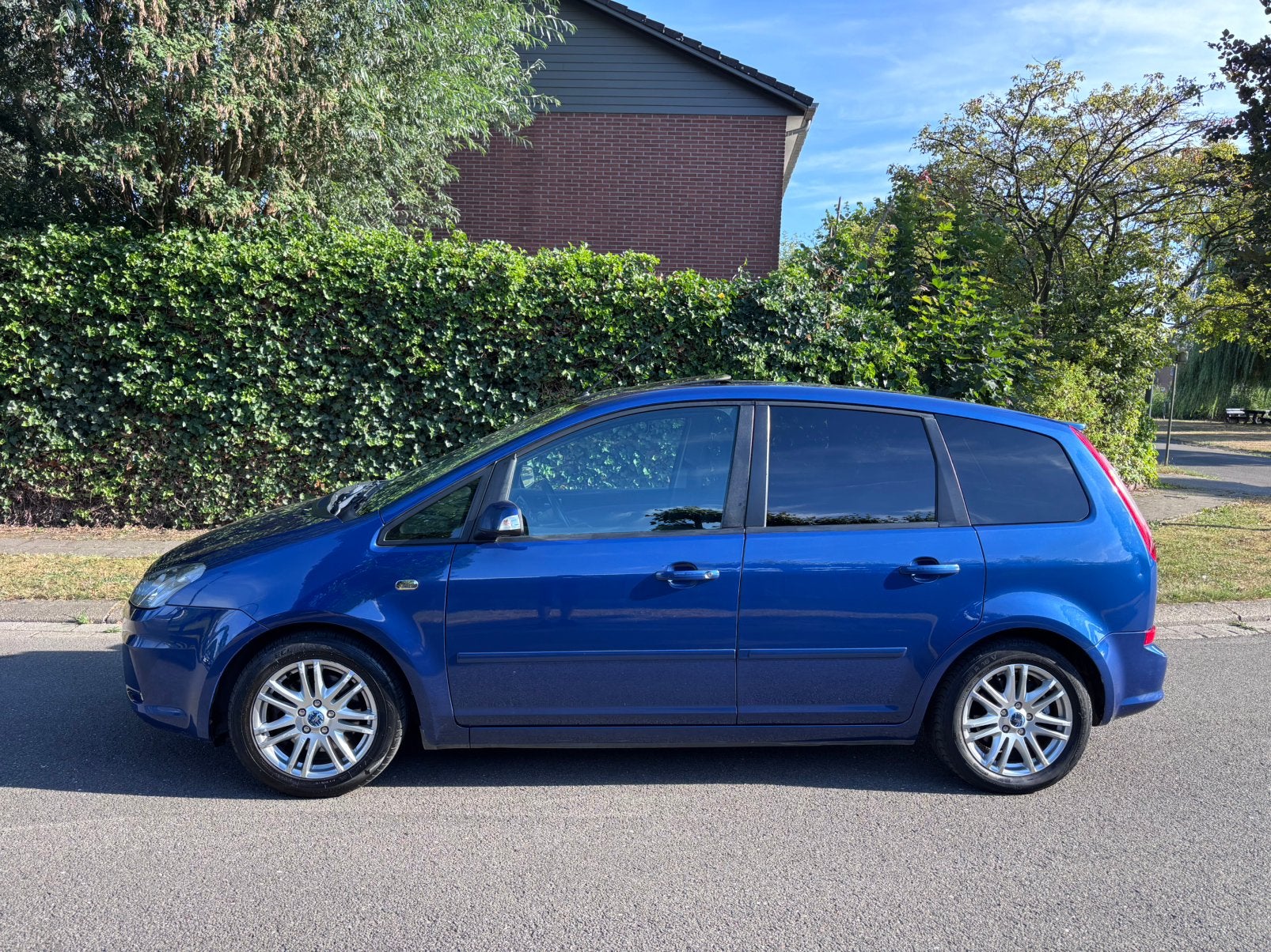 Ford C-Max Benzine Euro 4 Gekeurd voor verkoop, Auto's, 4 cilinders, Blauw, Alcantara, 5 deurs