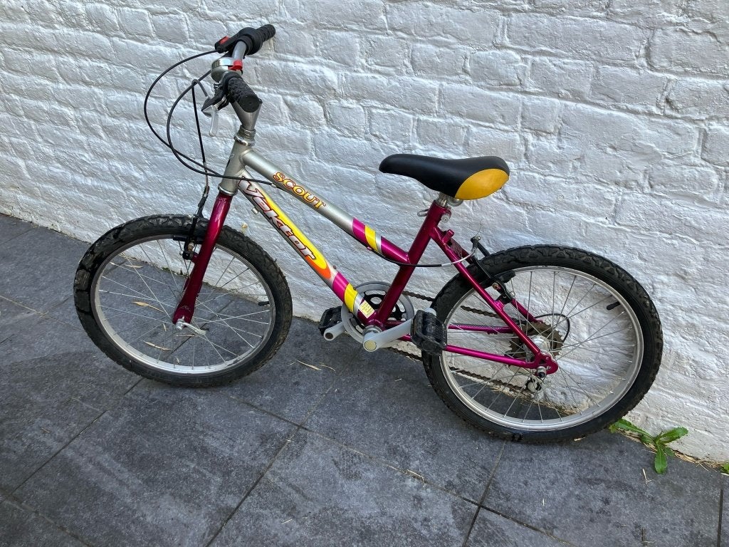 Vélo fille 6–8 ans – bon état, prêt à rouler - 30 €, Vélos & Vélomoteurs, Enlèvement, Utilisé, Autre