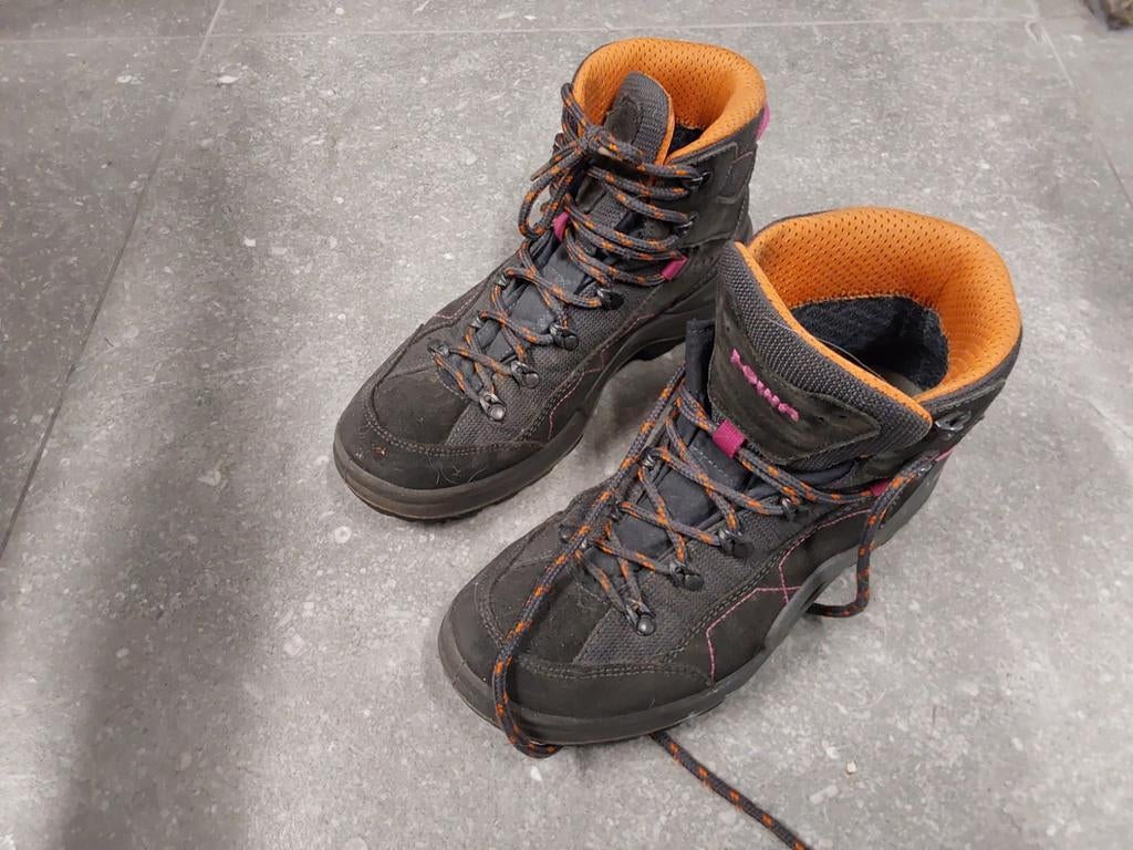 Lowa bergschoenen, Ophalen of Verzenden