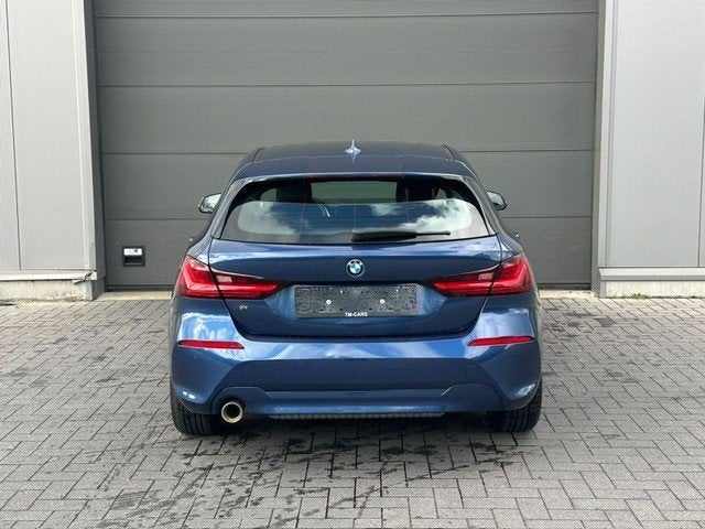 BMW 116I LED navigatie cruise controle, Voorwielaandrijving, Dealer onderhouden, Geheel digitaal combi-instrument, Blauw