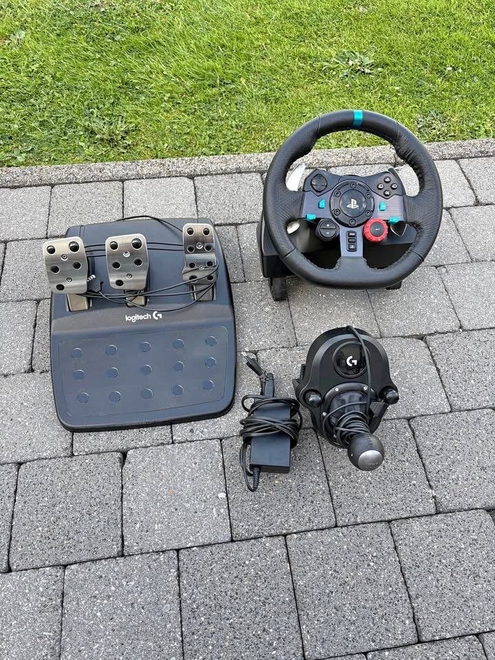 G29 stuurwiel + bedieningspaneel, Games en Spelcomputers, Ophalen, Zo goed als nieuw, Stuur of Pedalen, PlayStation 4