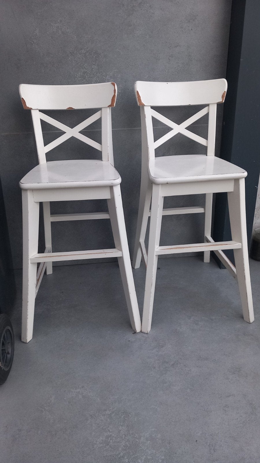 2 verhoogde kinderstoelen eettafel ikea, Ophalen