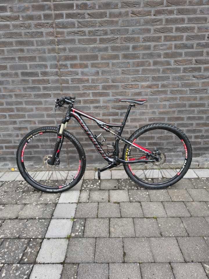 Composite de carbone Epic spécialisé, Vélos & Vélomoteurs, Vélos | VTT & Mountainbikes, Enlèvement, Comme neuf