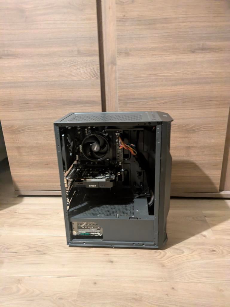 Budget Gaming pc Gtx 1050ti en Ryzen 5 3400g (Zonder Ram!!!), Ophalen, Gebruikt