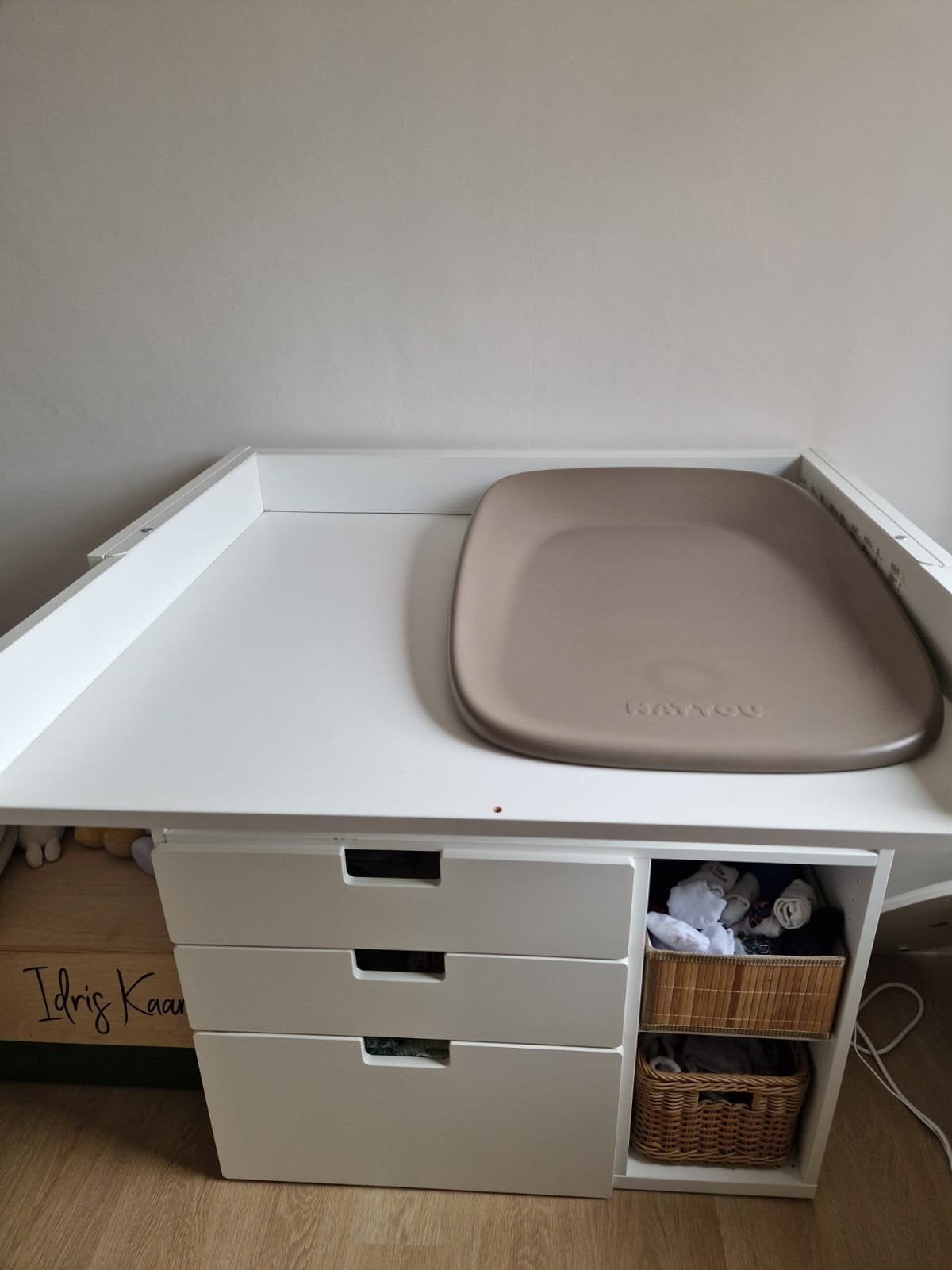 witte verzorgingscommode met 3 lades & opbergruimte, Ophalen, Zo goed als nieuw, Commode