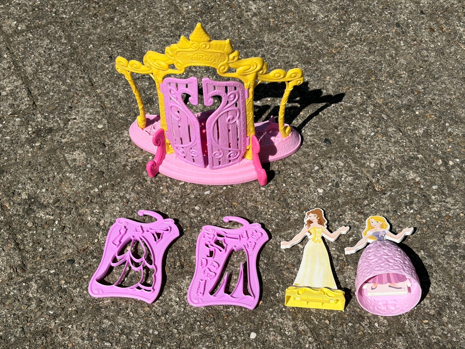 Play Doh Disney princess-set: Maak de mooiste kleedjes, Ophalen, Zo goed als nieuw, Knutselen