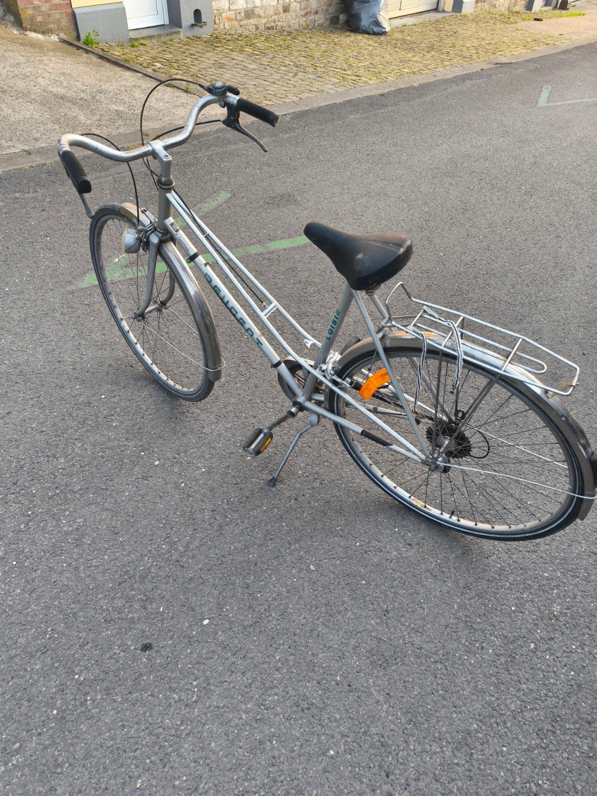 Vélo femme, Fietsen en Brommers, Fietsen | Dames | Sportfietsen en Toerfietsen, Ophalen, 28 inch